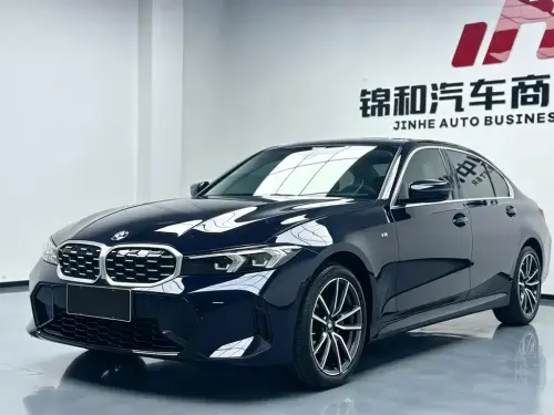 BMW 3-Series, 2023