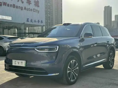 AITO M7, 2025