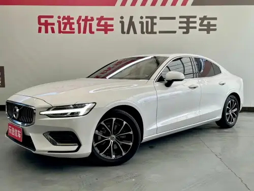 Volvo S60, 2022