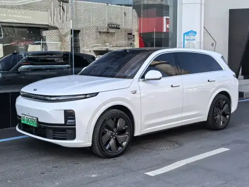 Li Auto L7, 2025