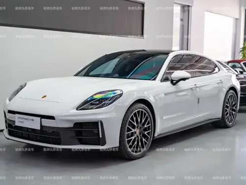 Porsche Panamera, 2026