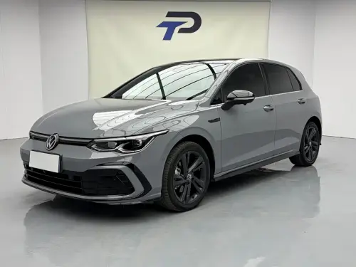 Volkswagen Golf, 2022