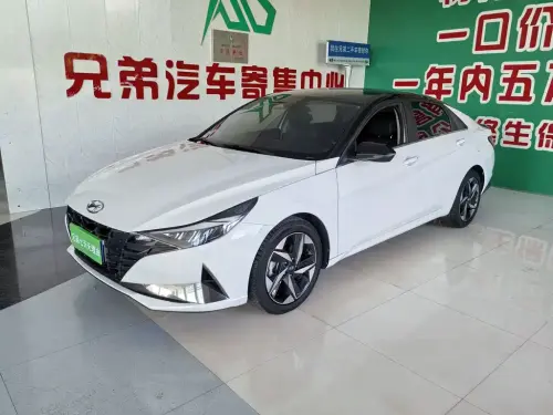 Hyundai Elantra, 2021