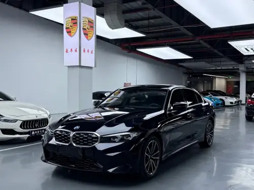 BMW 3-Series, 2025