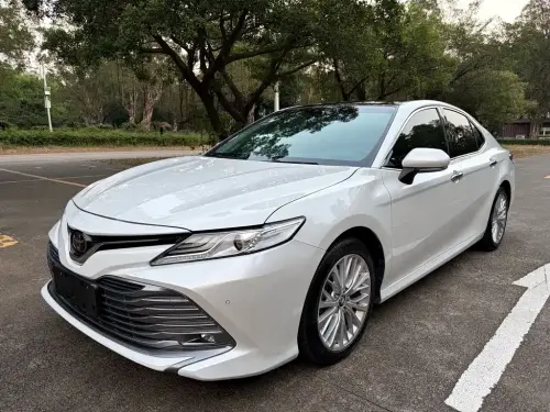 Toyota Camry, 2020