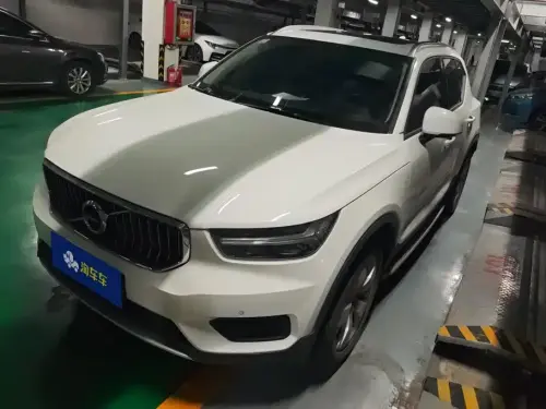 Volvo XC40, 2021