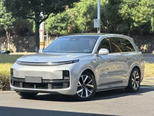 Li Auto L8, 2023