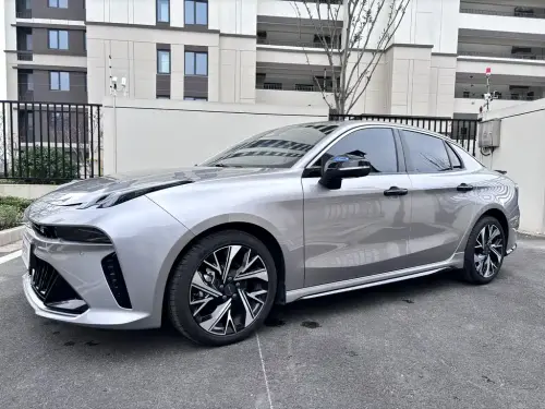 Lynk & Co 03, 2025