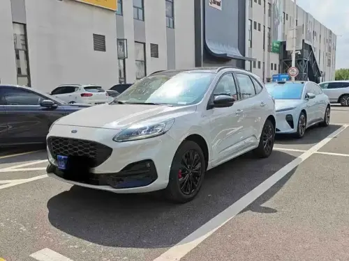 Ford Escape, 2023