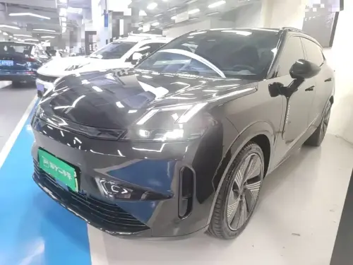 Lynk & Co 08, 2024