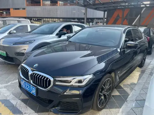 BMW 5-Series, 2023