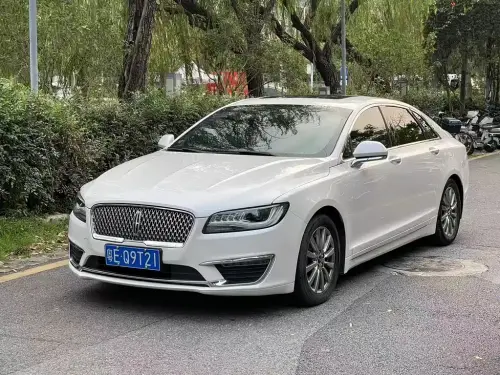 Lincoln MKZ, 2021