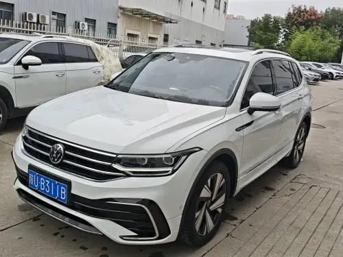 Volkswagen Tiguan, 2023