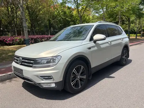 Volkswagen Tiguan, 2020