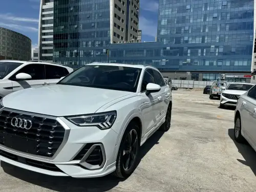 Audi Q3, 2022