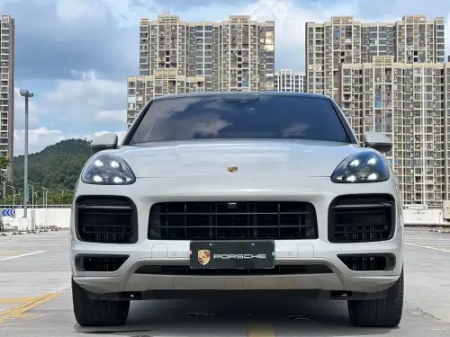 Porsche Cayenne, 2022