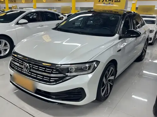Volkswagen Sagitar, 2025