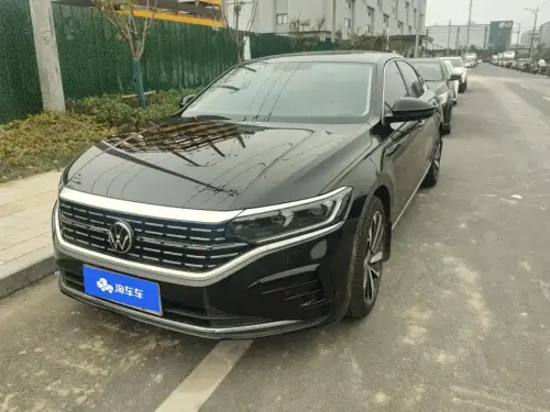 Volkswagen Passat, 2022