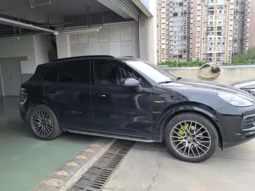 Porsche Cayenne, 2021
