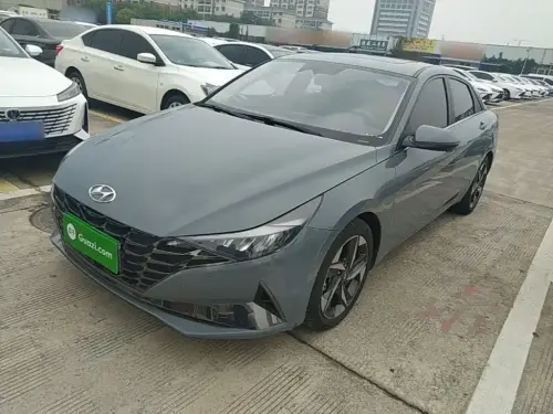 Hyundai Elantra, 2021