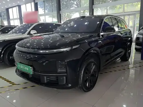 Li Auto L7, 2025