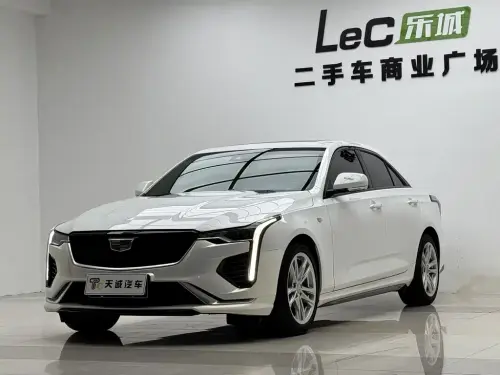 Cadillac CT4, 2022