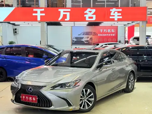 Lexus ES, 2020