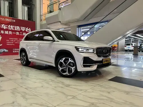 Geely Xingyue L, 2025