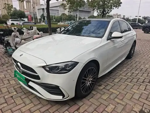Mercedes-Benz C-Class, 2025