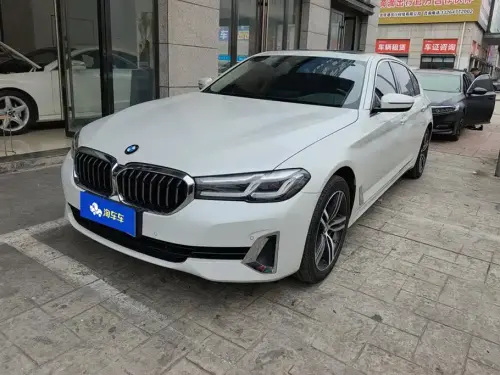 BMW 5-Series, 2021