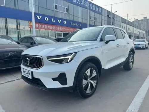 Volvo XC40, 2024