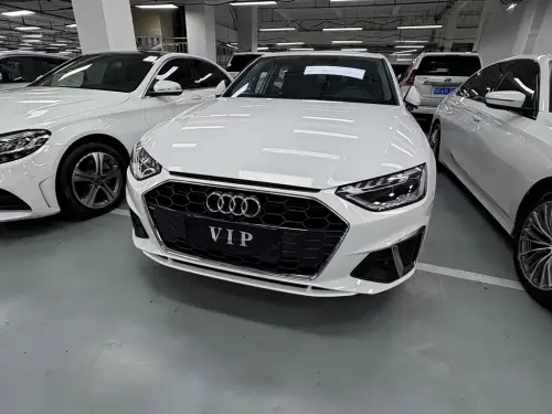 Audi A4, 2021