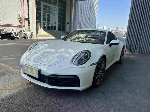 Porsche 911, 2023