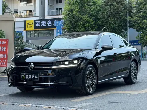 Volkswagen Magotan, 2025
