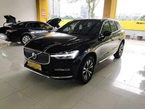 Volvo XC60, 2025