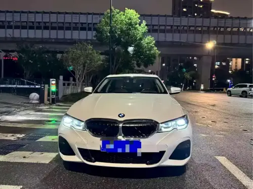 BMW 3-Series, 2021