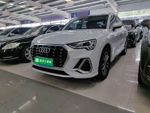 Audi Q3, 2021