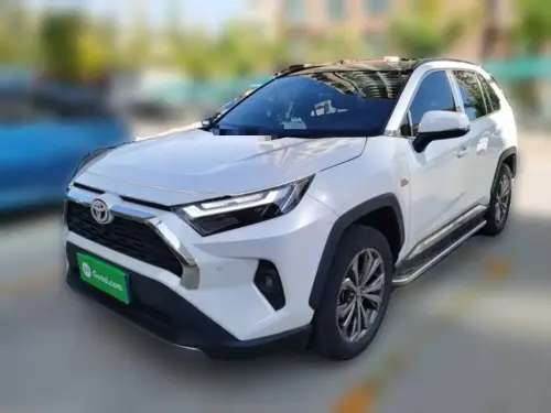 Toyota RAV4, 2024