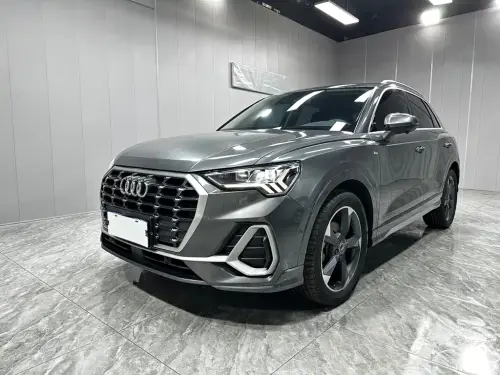 Audi Q3, 2022