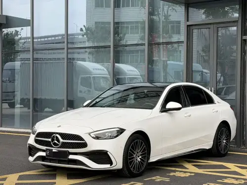 Mercedes-Benz C-Class, 2024