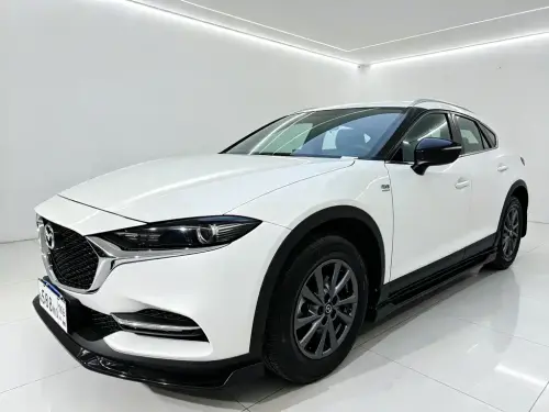 Mazda CX-4, 2023