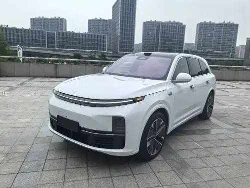 Li Auto L7, 2025