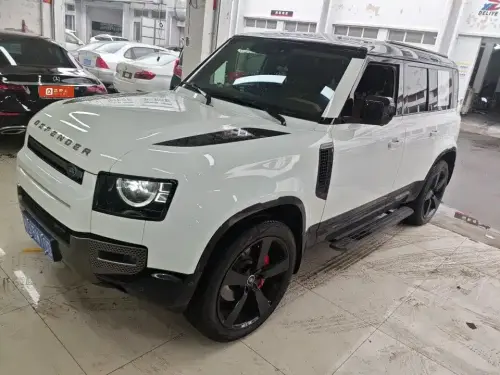 Land Rover Defender, 2022
