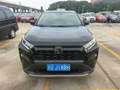 Toyota RAV4, 2021