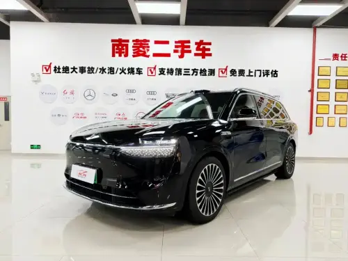 AITO M9, 2025