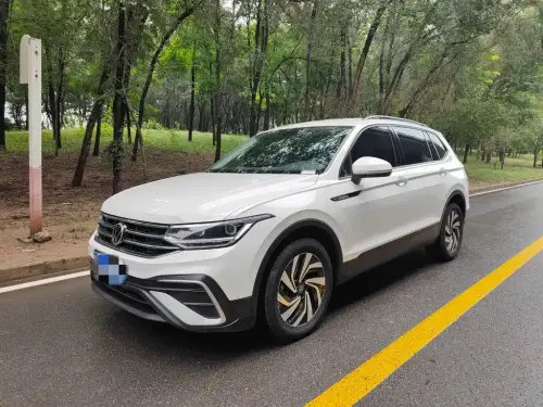 Volkswagen Tiguan, 2022