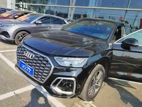 Audi Q5 Sportback, 2021