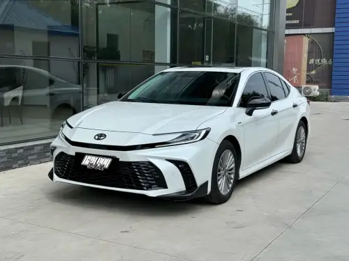 Toyota Camry, 2025