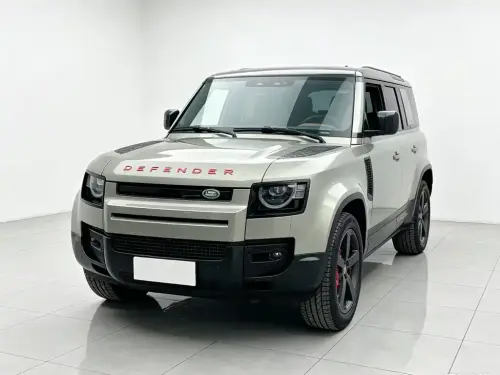 Land Rover Defender, 2023
