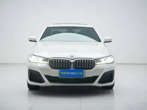 BMW 5-Series, 2023